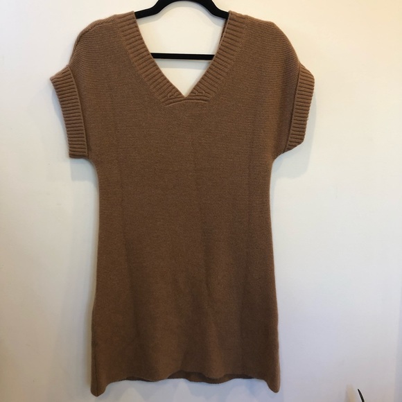 Demylee cashmere v-neck tunic - Picture 2 of 5